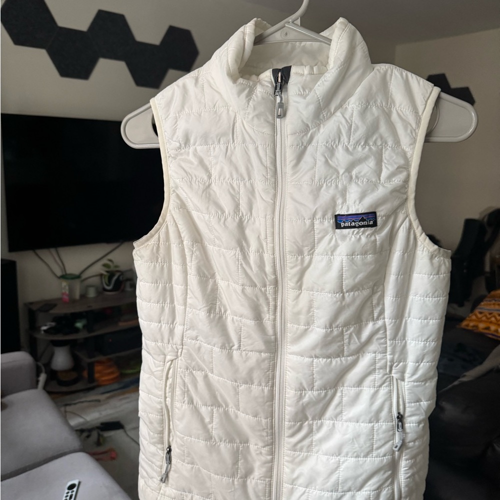 Patagonia Nano Puff Women's White Quilted Vest